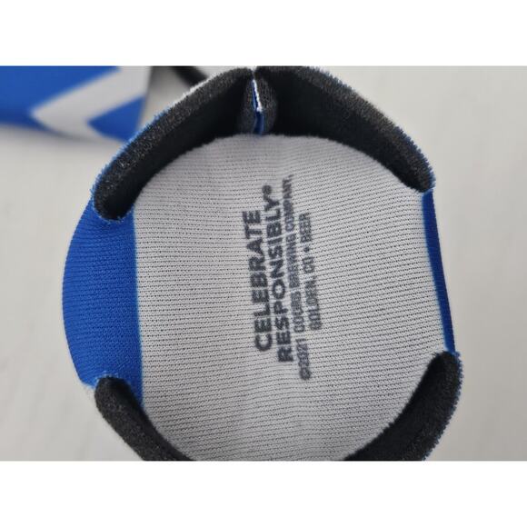 Coors‎ Light Chill Koozies Beer Can Holders Set Of 2 Blue And White Chevron - Picture 3 of 3